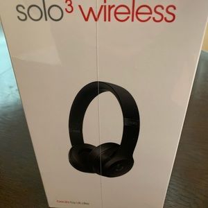 Beats Solo 3 edition headphones